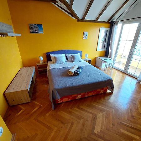 Holiday Home Sunce Dalmacije Mratovo Esterno foto